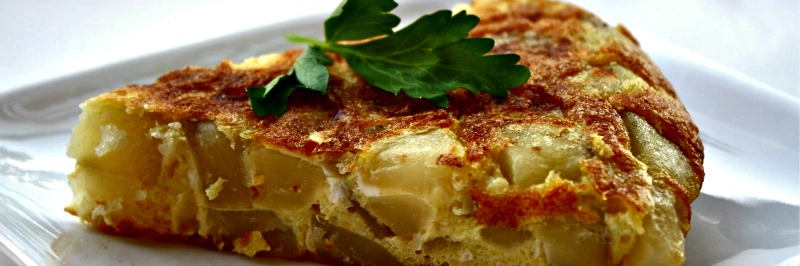 Tortilla de Patatas - Spanish Omelette - Tortilla Española